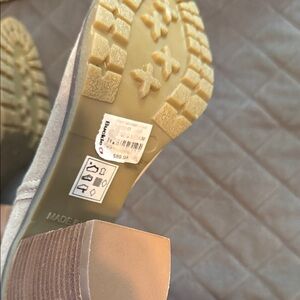 Stylish Women's Beige Heeled Shoes